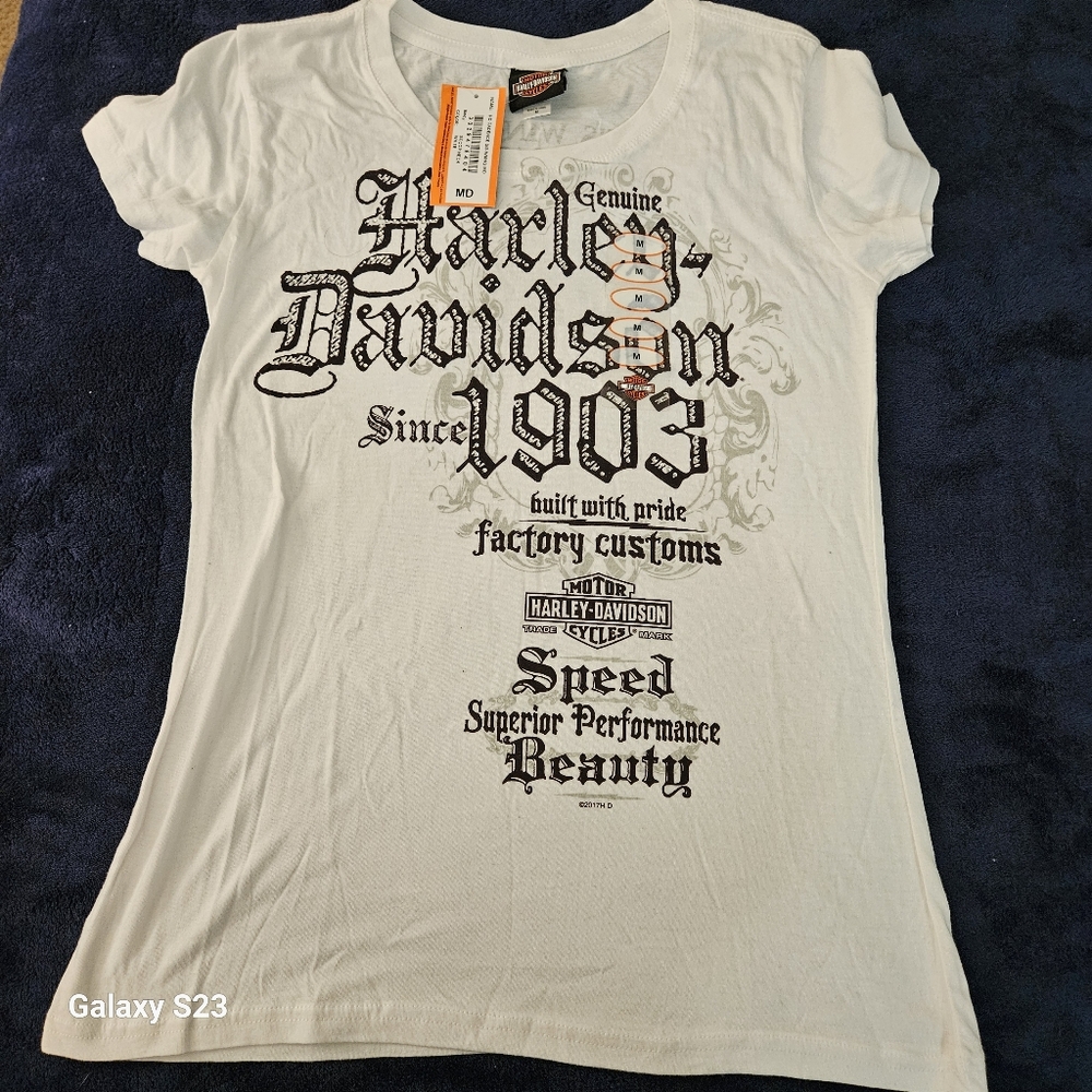 Harley-Davidson White Graphic Tee Womena M